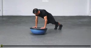 شنا دست جمع با بوسوبال
