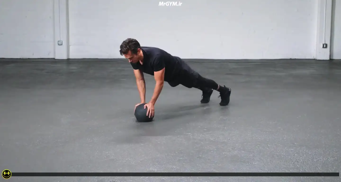 آموزش حرکت شنا با توپ پزشکی (Medicine Ball Push Up)