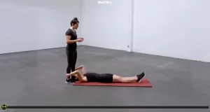 پایین آوردن پا با شریک
