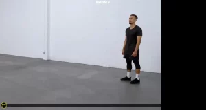 لگد به باسن دونده