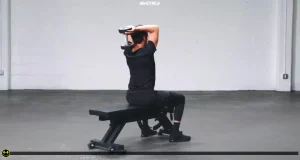 پشت بازو نشسته با دمبل