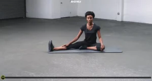 خم شدن به جلو تک پا