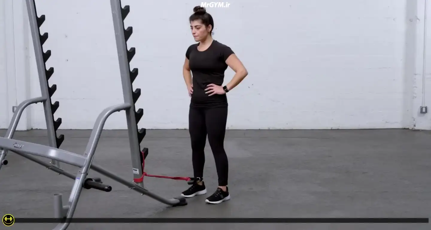 آموزش حرکت پشت ران ایستاده با کش حلقه ای (Standing Loop Band Hamstring Curl)
