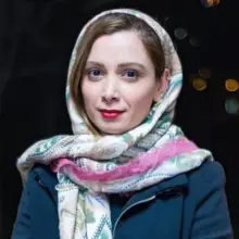 فرناز علیخانی